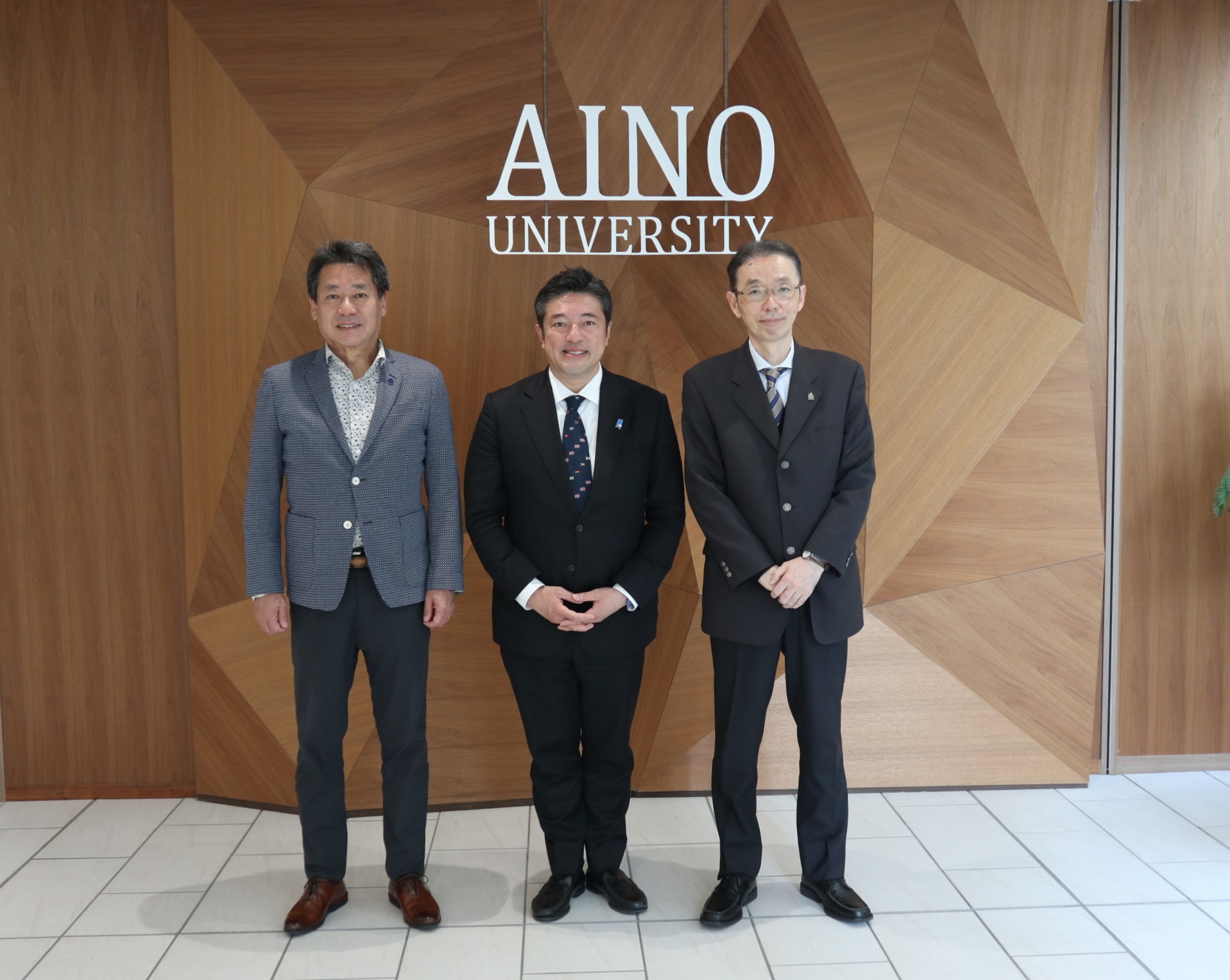 【中古】 藍野大学 ２０１４/教学社 藍野大学 (@aino_univ) / X